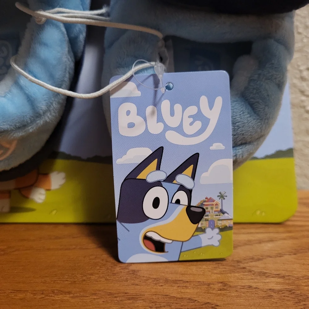 NWT Ludo Studio Bluey Slippers Size S